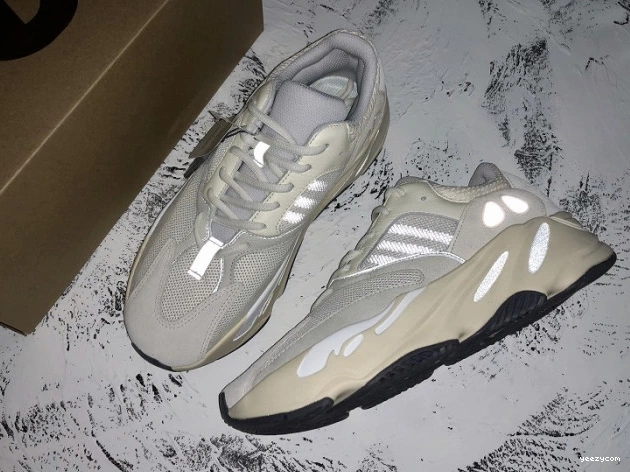 EG7596 Yeezy Adidas 700 Analog Boost 0823